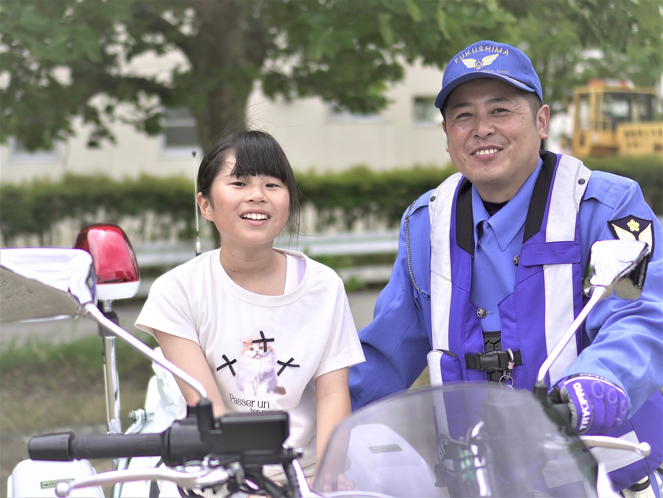 白バイがつなぐ親子の笑顔